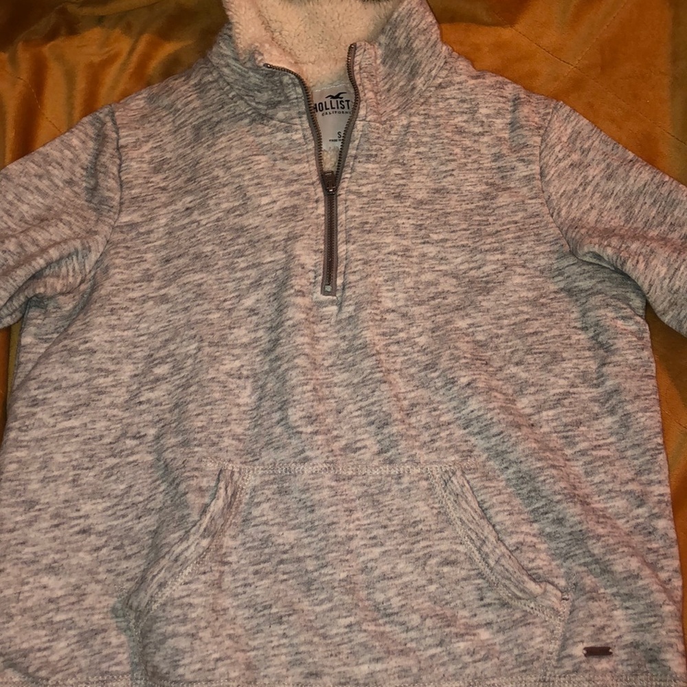 Hollister 3/4 zip up
